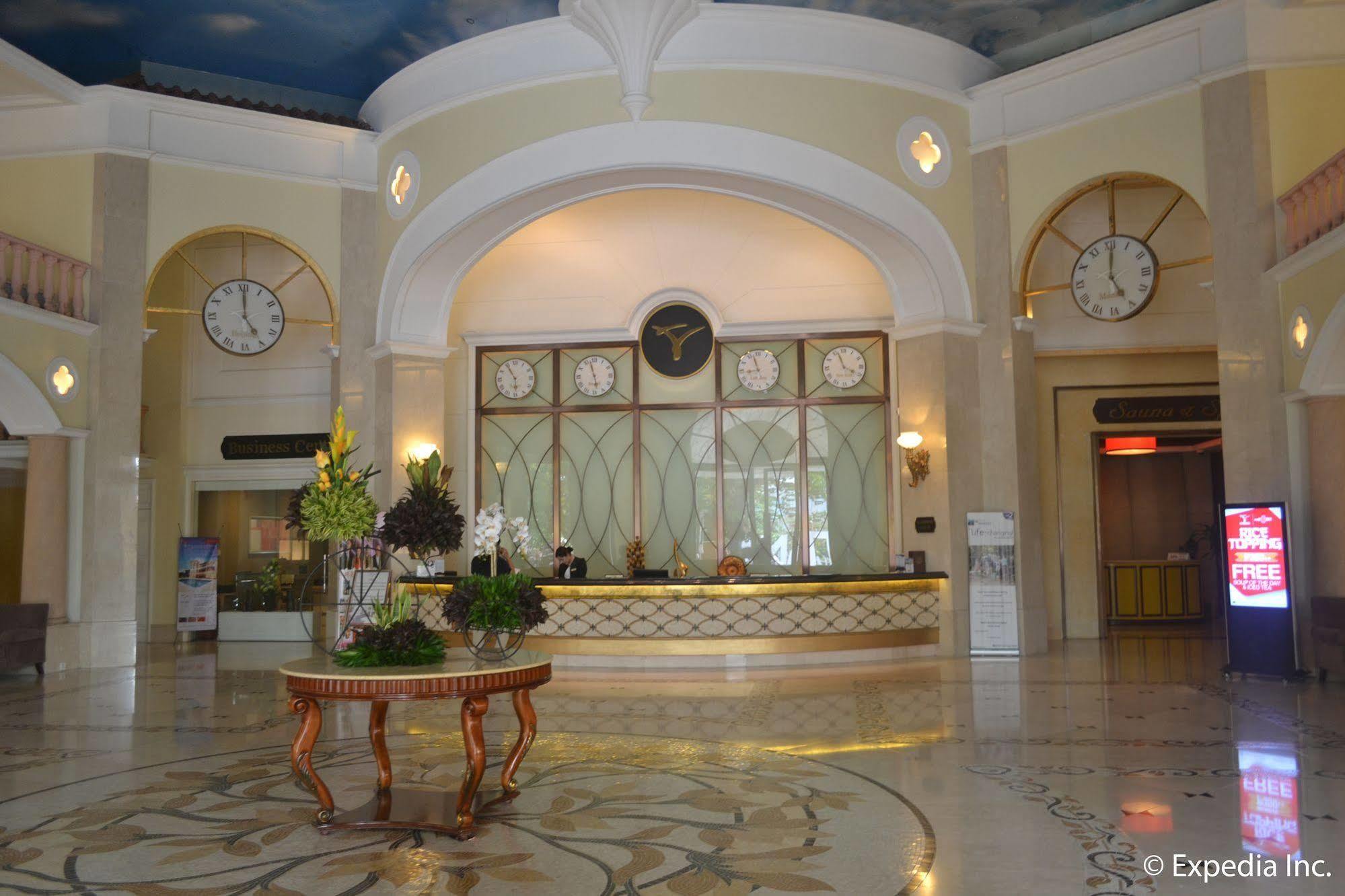 Fontana Hotel And Villas - Fontana Hot Spring Leisure Parks Mabalacat Exteriör bild